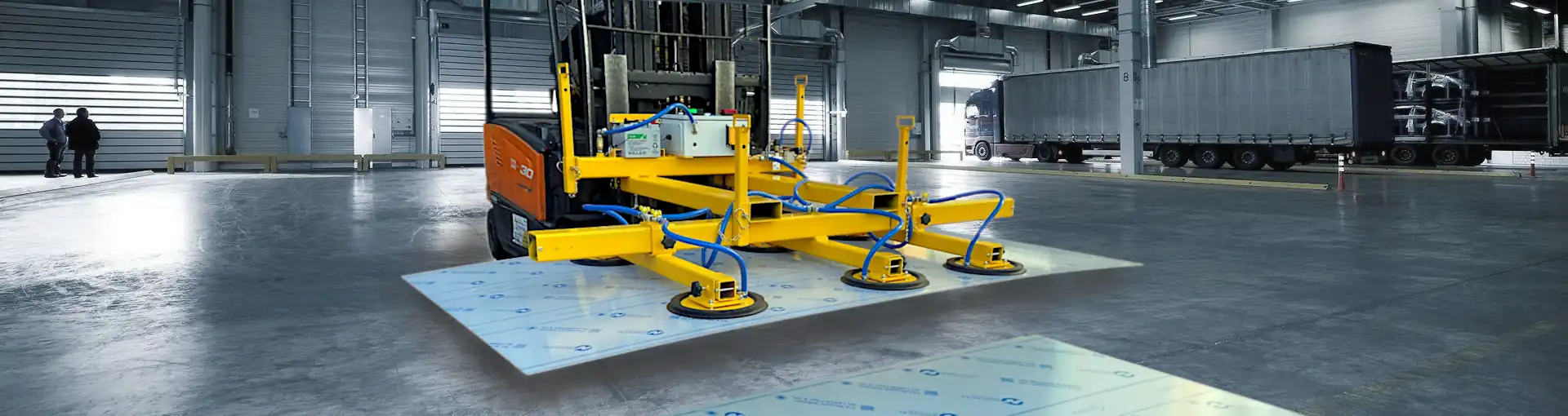 Fork truck vacuum lifter attachment for lifting metal plate and sheet